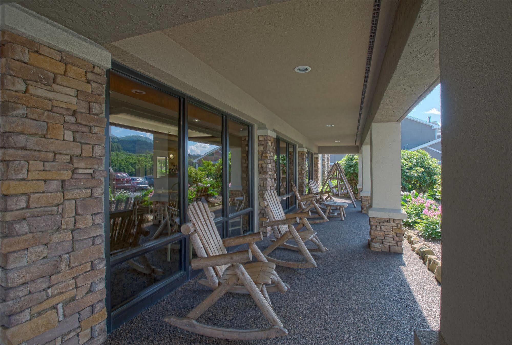 Quality Inn & Suites Boone - University Area Exterior photo